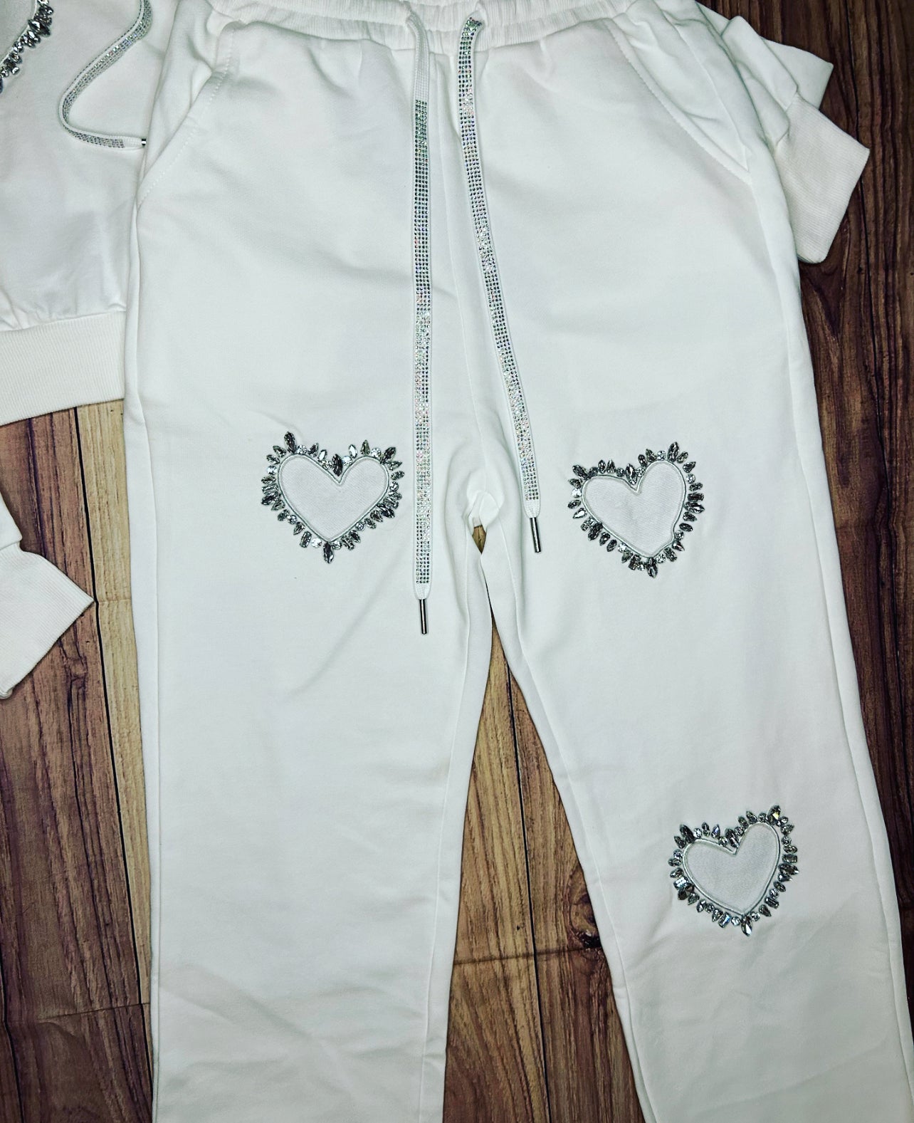 White Travel Set Heart Desing