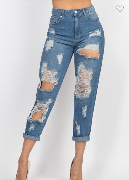 Destroying Rolled Hem Boyfriend Jeans